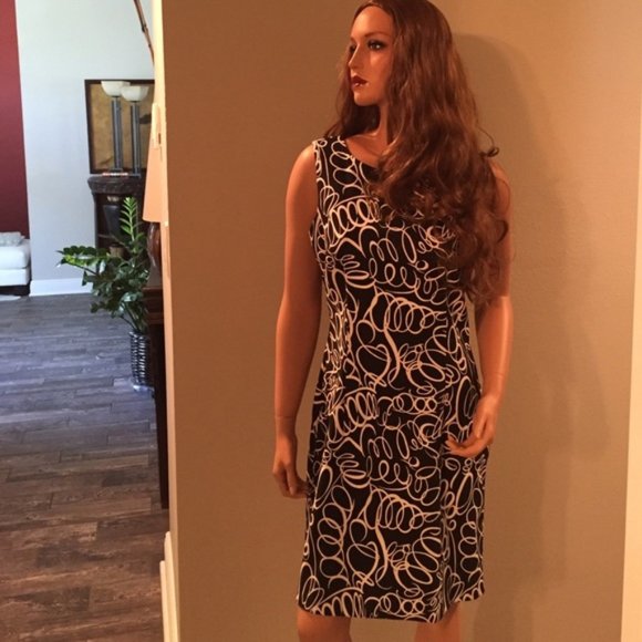 Dresses & Skirts - Ladies Dress